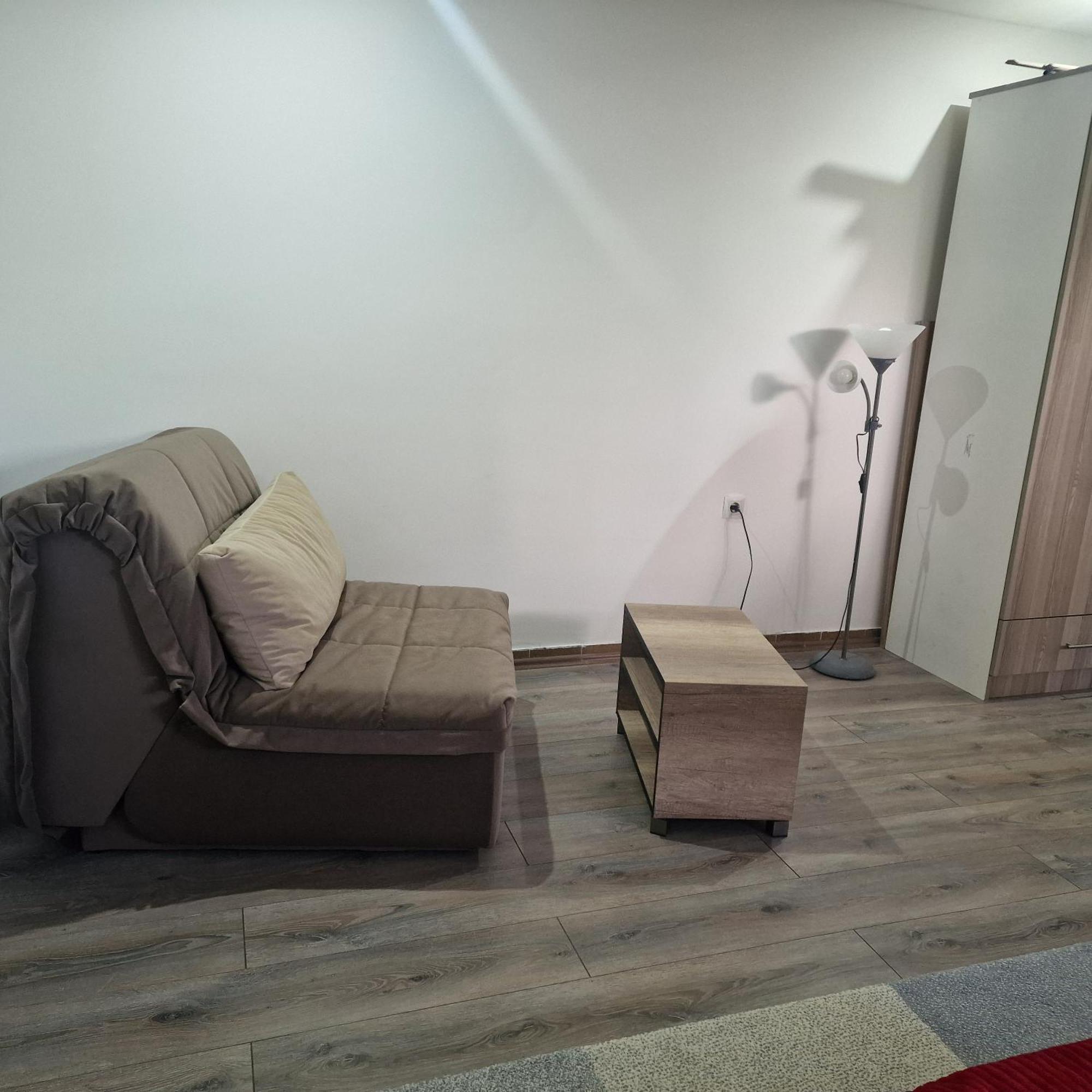 Square Apartment Paraćin Eksteriør bilde
