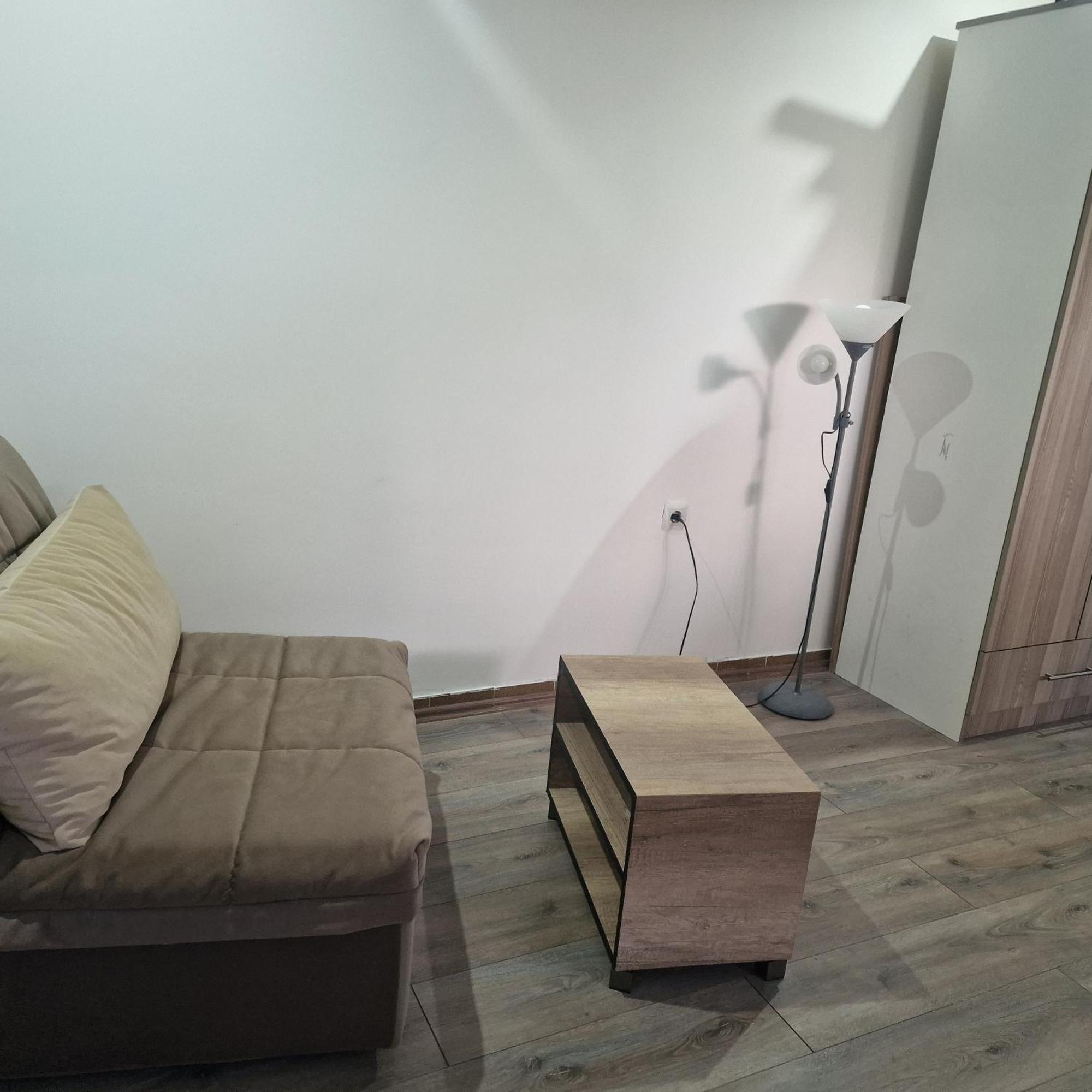 Square Apartment Paraćin Eksteriør bilde